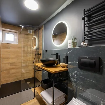 I U Tomasza Apartman *